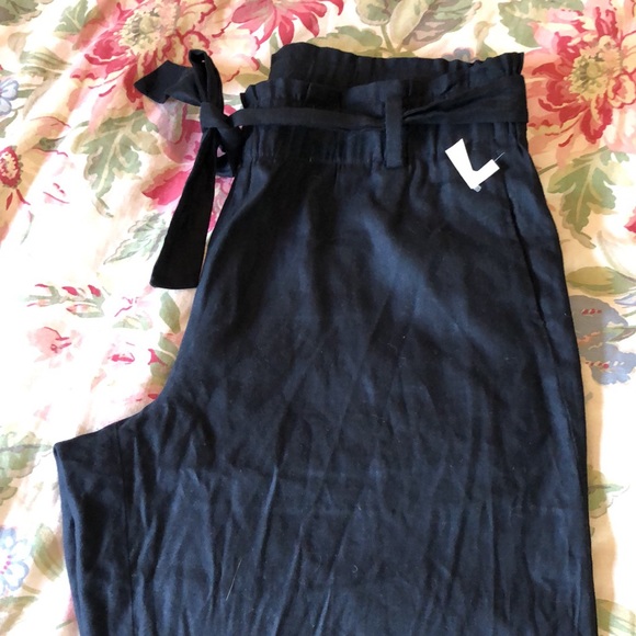 J JILL Size Large LINEN Stretch
BLACK Tie belt Paperbag Flat Front 
$129 NEW - Picture 8 of 12
